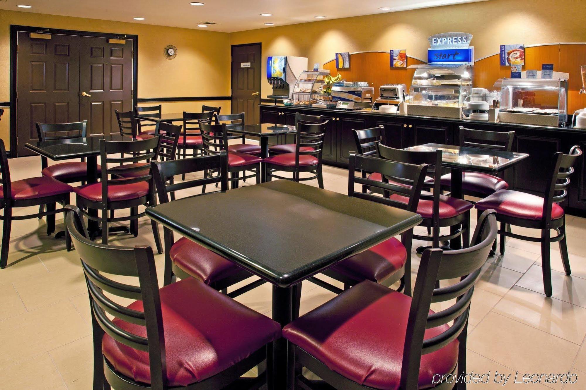 Holiday Inn Express & Suites Columbus East - Reynoldsburg By Ihg Restaurant photo